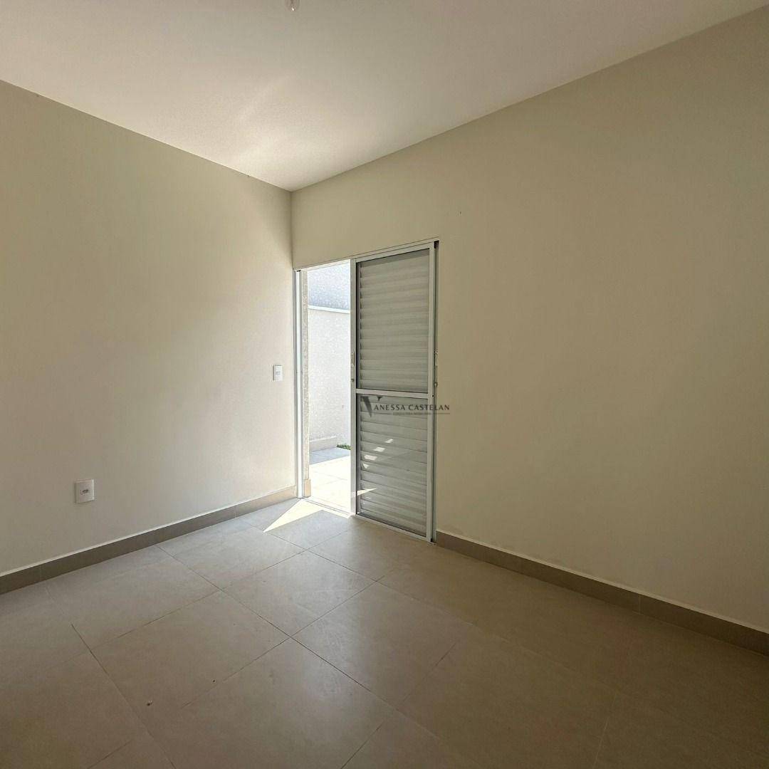 Casa à venda com 4 quartos, 133m² - Foto 18