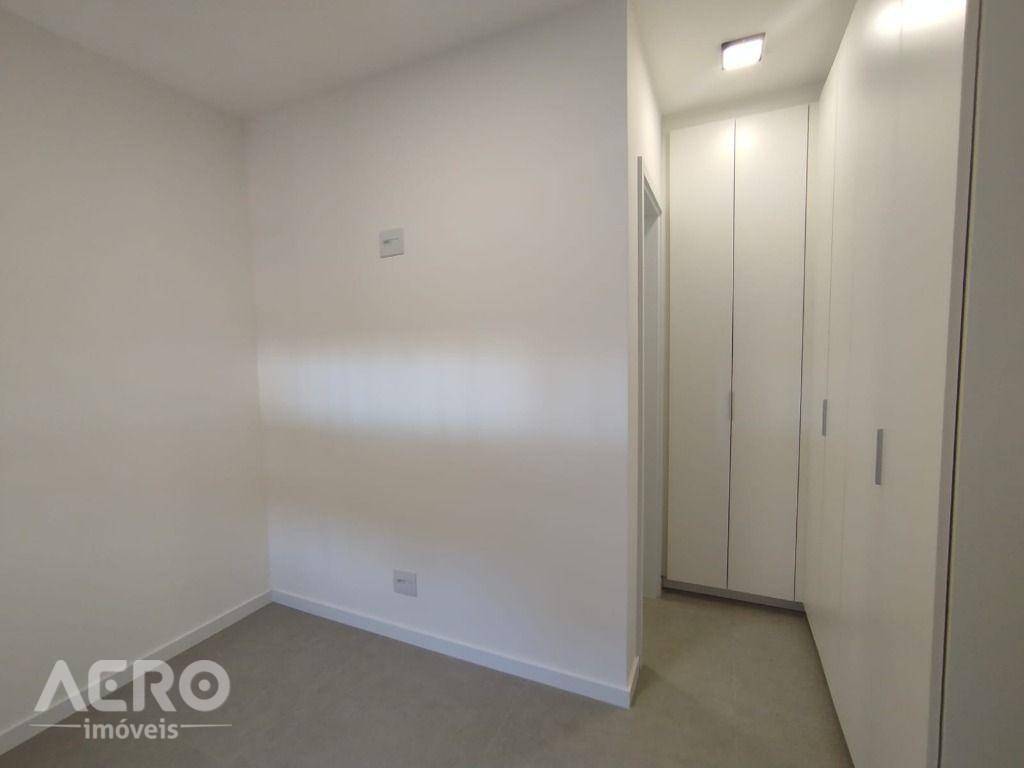 Apartamento para alugar com 3 quartos, 78m² - Foto 14