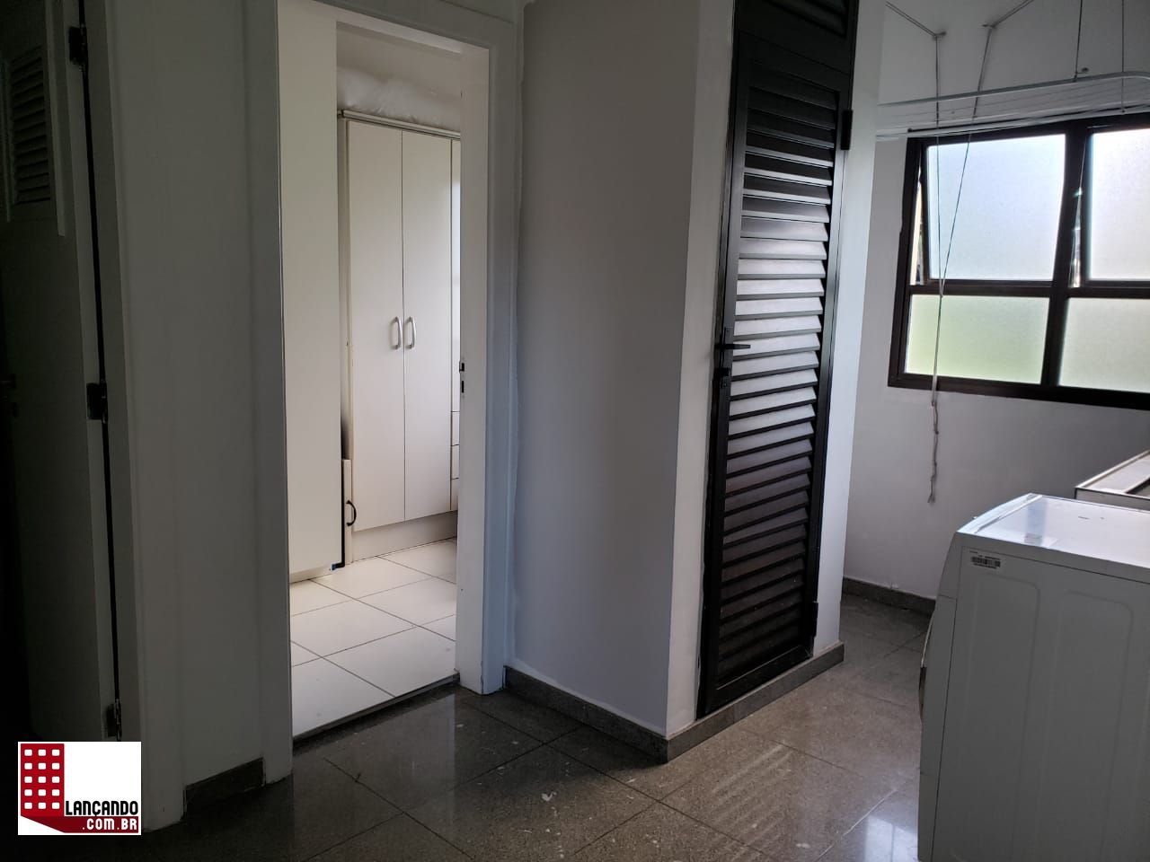 Apartamento à venda com 4 quartos, 320m² - Foto 3