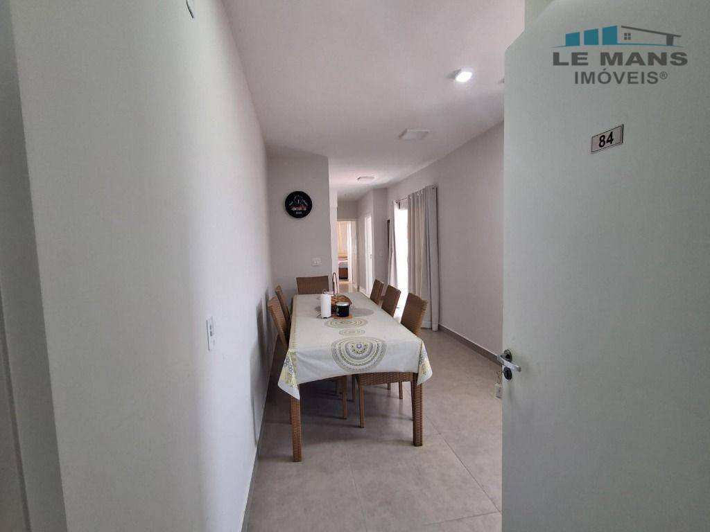 Apartamento à venda com 2 quartos, 74m² - Foto 2