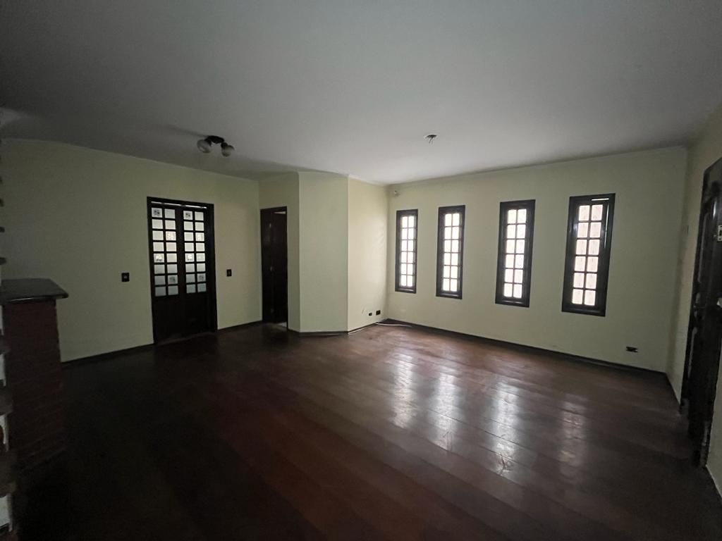 Sobrado à venda com 3 quartos, 232m² - Foto 13