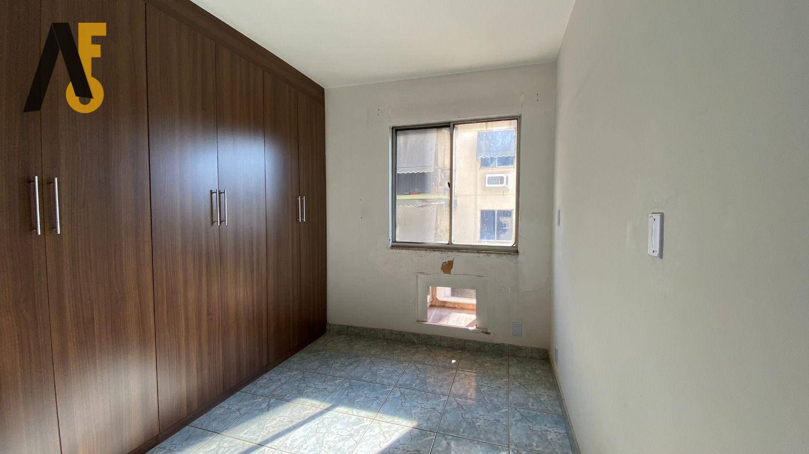 Apartamento à venda com 3 quartos, 75m² - Foto 9