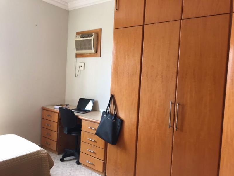 Apartamento à venda com 3 quartos, 140m² - Foto 22