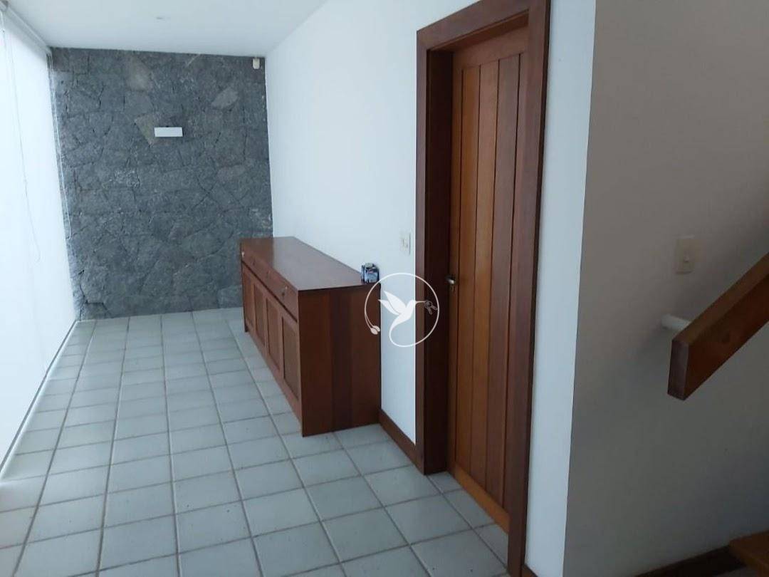 Casa de Condomínio à venda com 3 quartos, 340m² - Foto 17