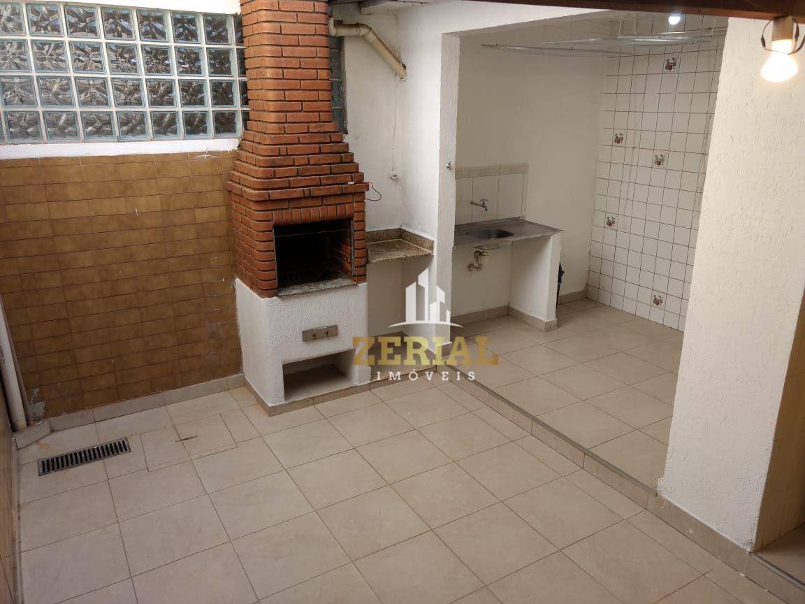 Sobrado à venda e aluguel com 5 quartos, 200m² - Foto 24