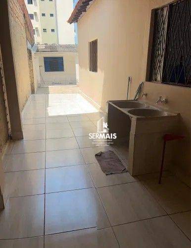 Casa, 4 quartos, 398 m² - Foto 2