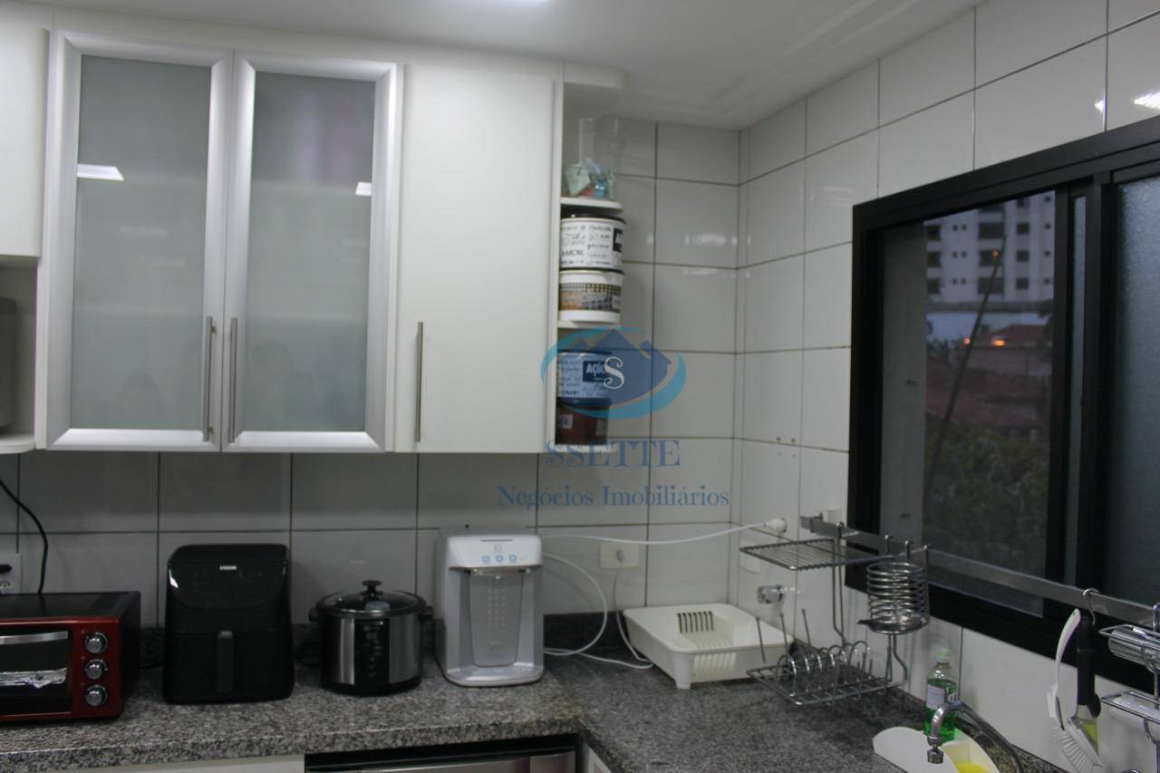 Apartamento à venda com 3 quartos, 125m² - Foto 12