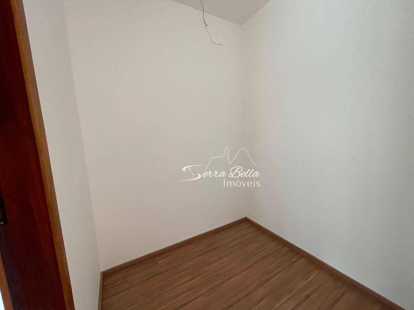 Casa à venda com 4 quartos, 170m² - Foto 18