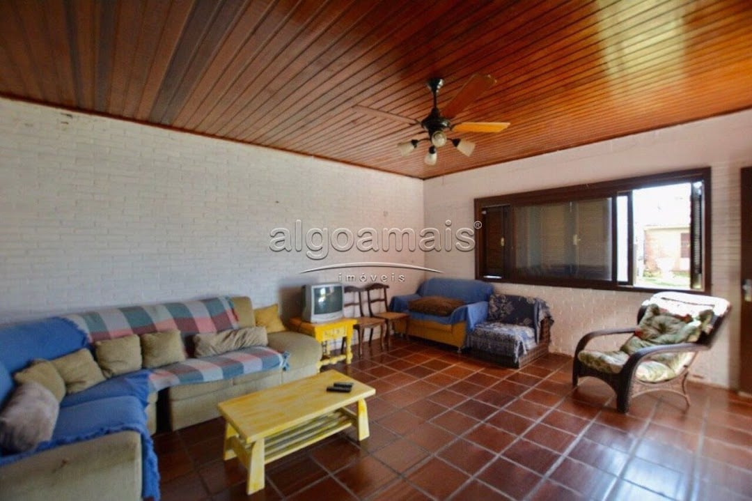 Casa à venda com 3 quartos, 210m² - Foto 6