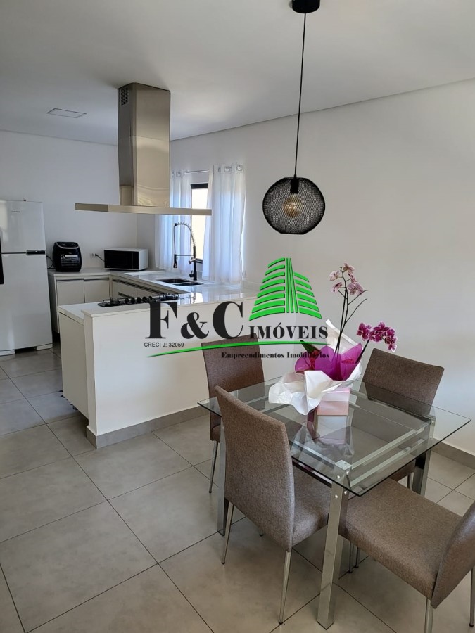 Casa à venda com 2 quartos, 275m² - Foto 2