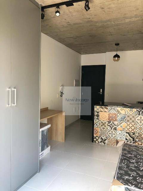 Kitnet e Studio à venda com 1 quarto, 29m² - Foto 2