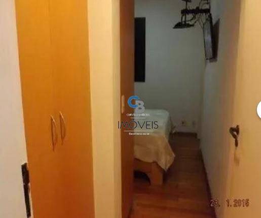 Apartamento à venda com 3 quartos, 74m² - Foto 8