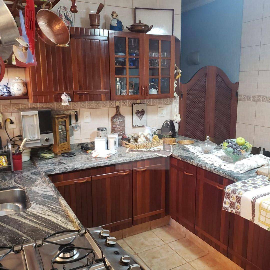 Sobrado à venda com 3 quartos, 180m² - Foto 19