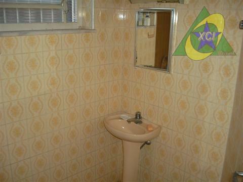 Casa à venda com 2 quartos, 400m² - Foto 20