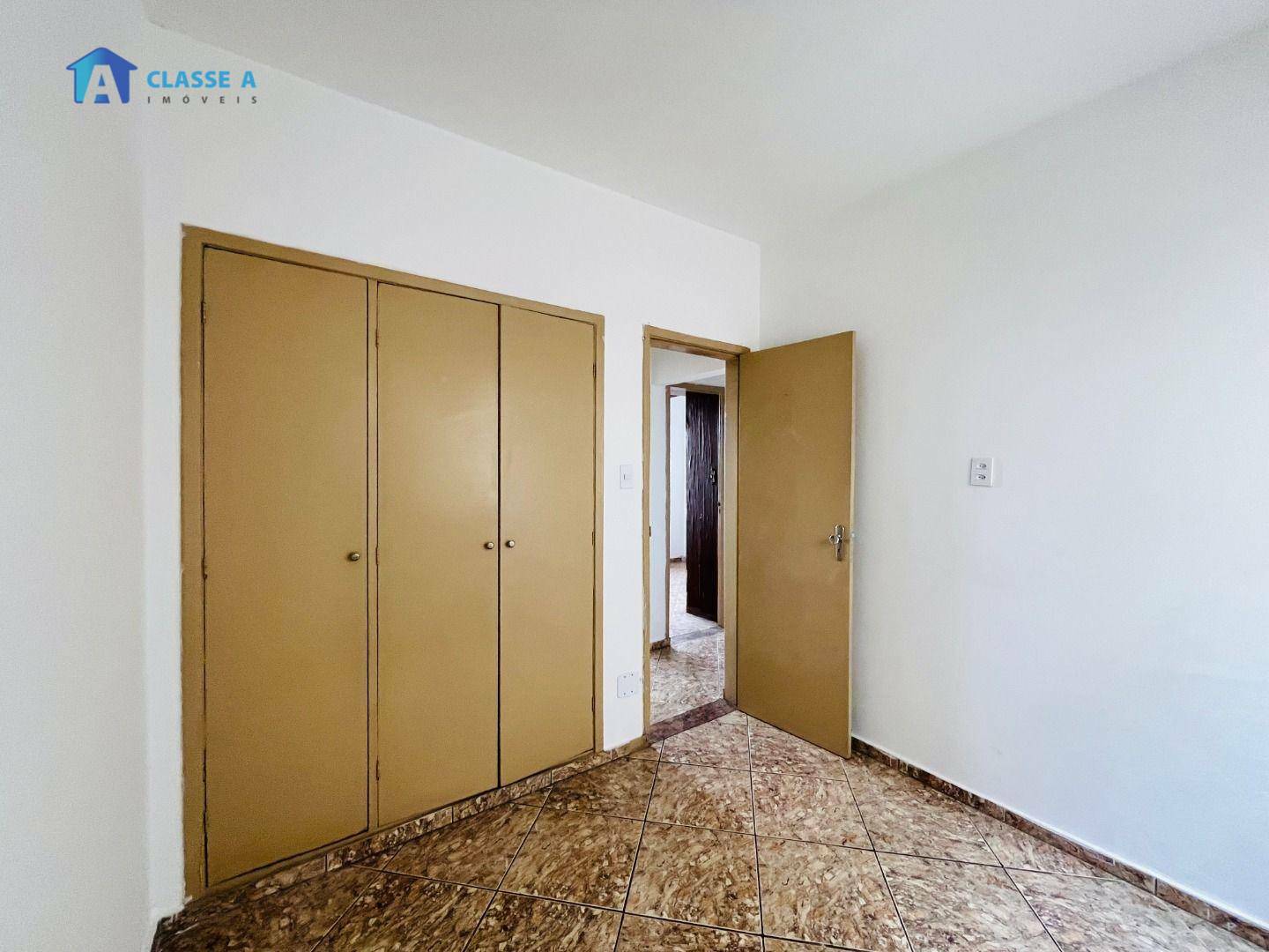 Apartamento à venda com 3 quartos, 105m² - Foto 8