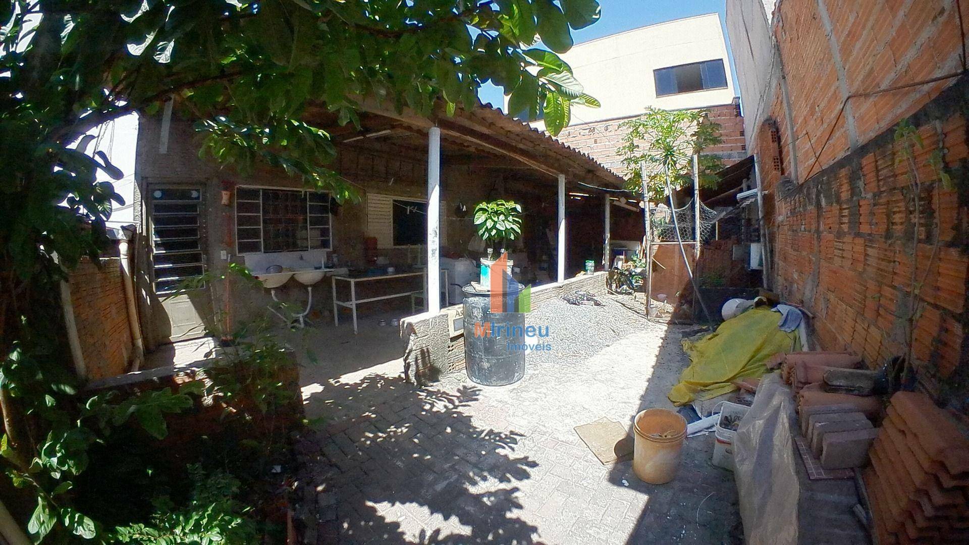 Casa à venda com 3 quartos, 200m² - Foto 16