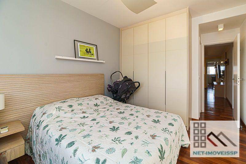 Apartamento à venda com 4 quartos, 240m² - Foto 31