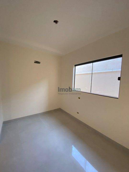 Casa à venda com 3 quartos, 83m² - Foto 11