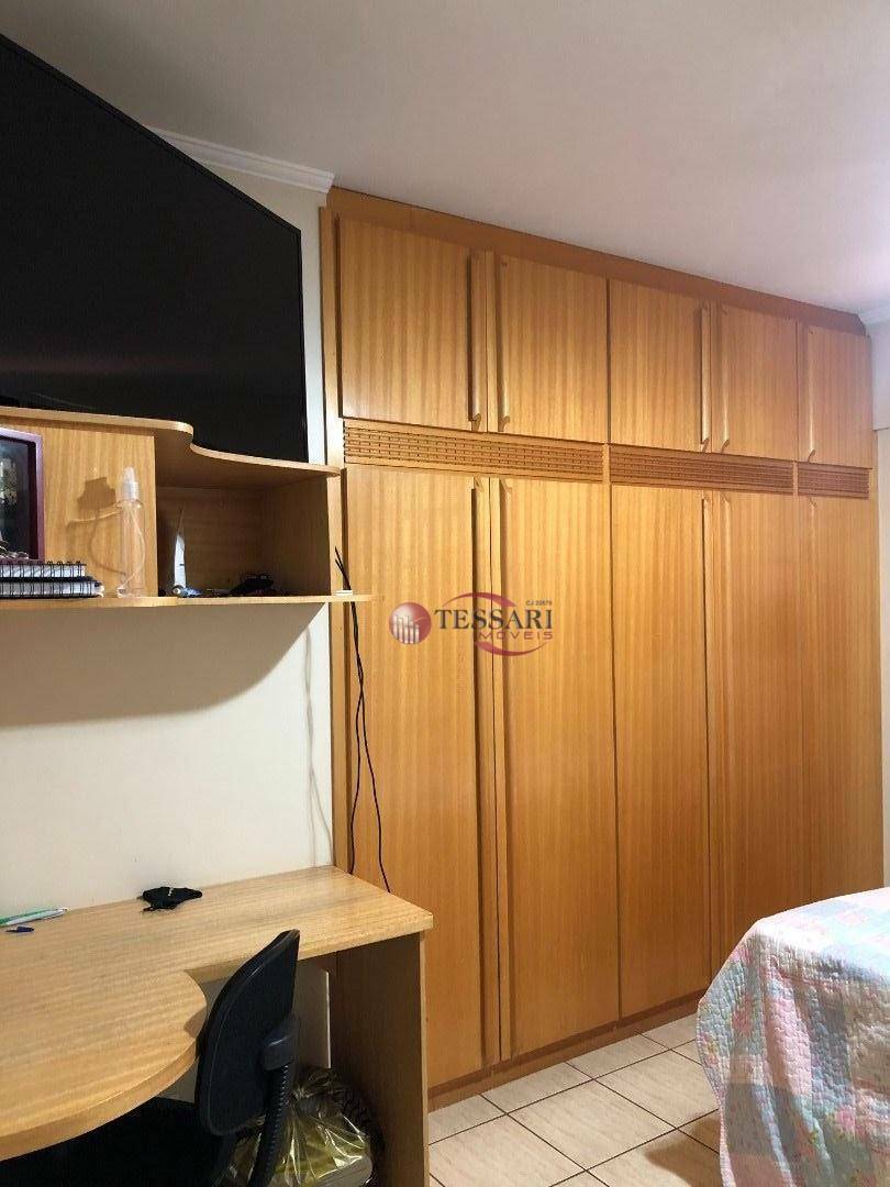 Apartamento à venda com 3 quartos, 130m² - Foto 10