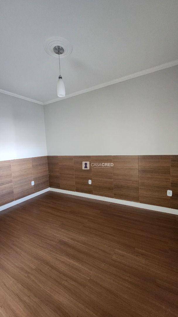 Casa à venda com 2 quartos, 140m² - Foto 3