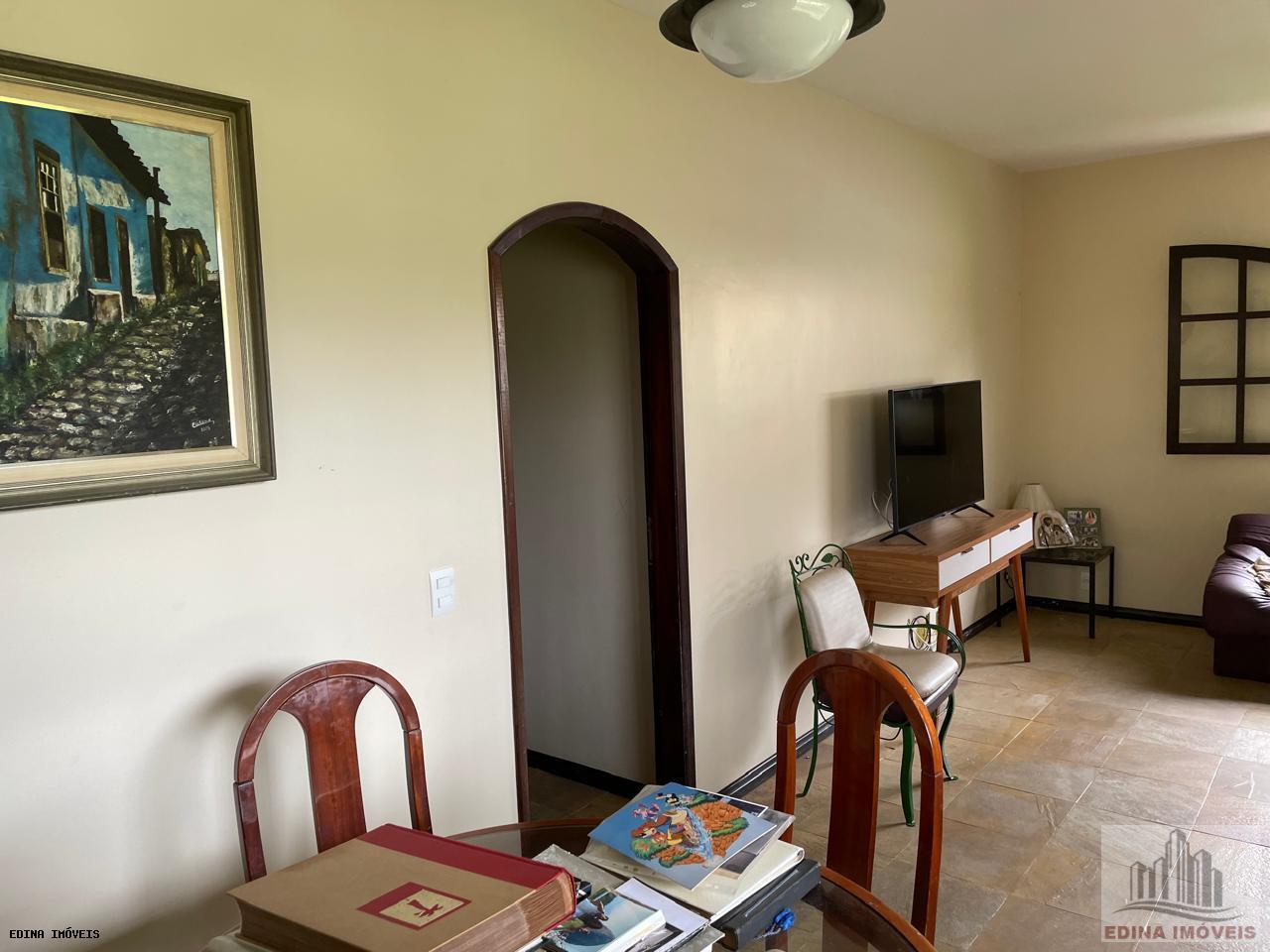 Casa à venda com 3 quartos, 840m² - Foto 10