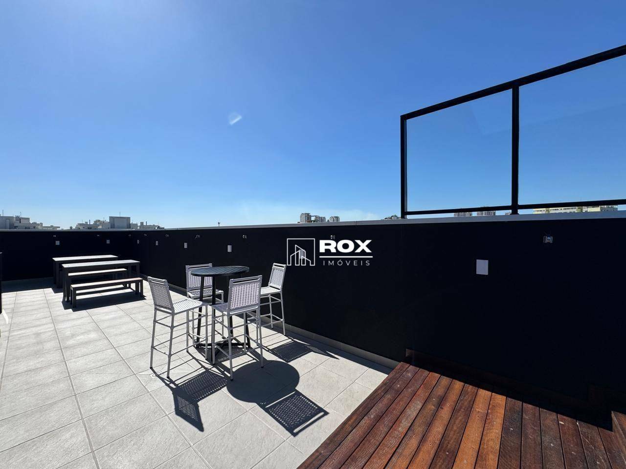 Apartamento à venda com 2 quartos, 57m² - Foto 33