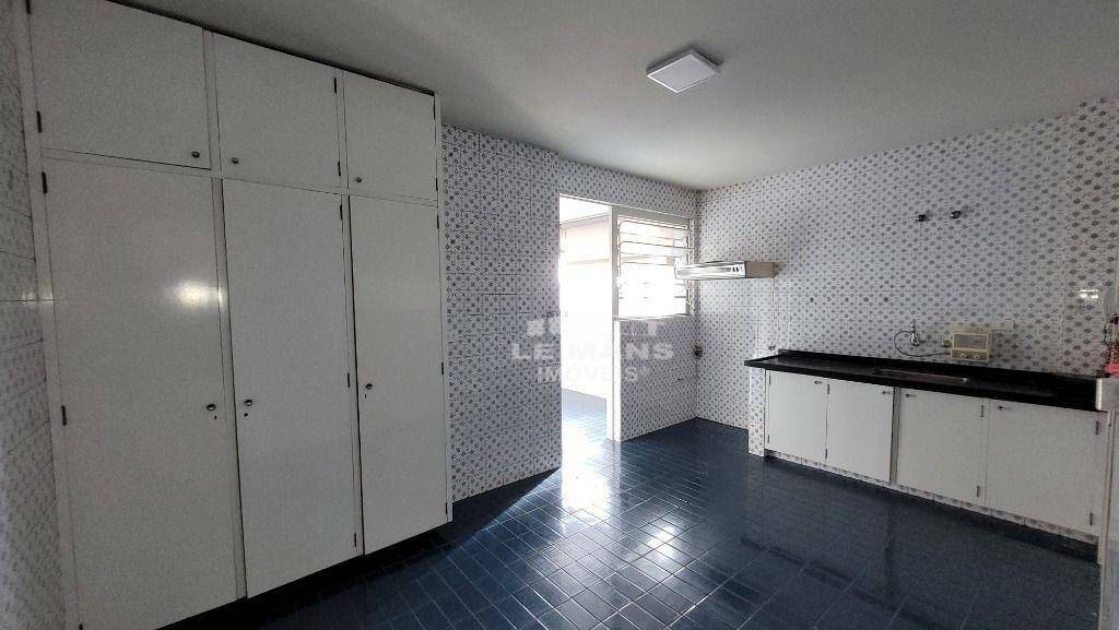 Apartamento à venda com 3 quartos, 165m² - Foto 12