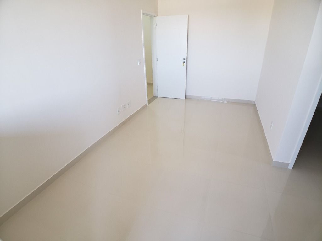 Apartamento à venda com 2 quartos, 50m² - Foto 13