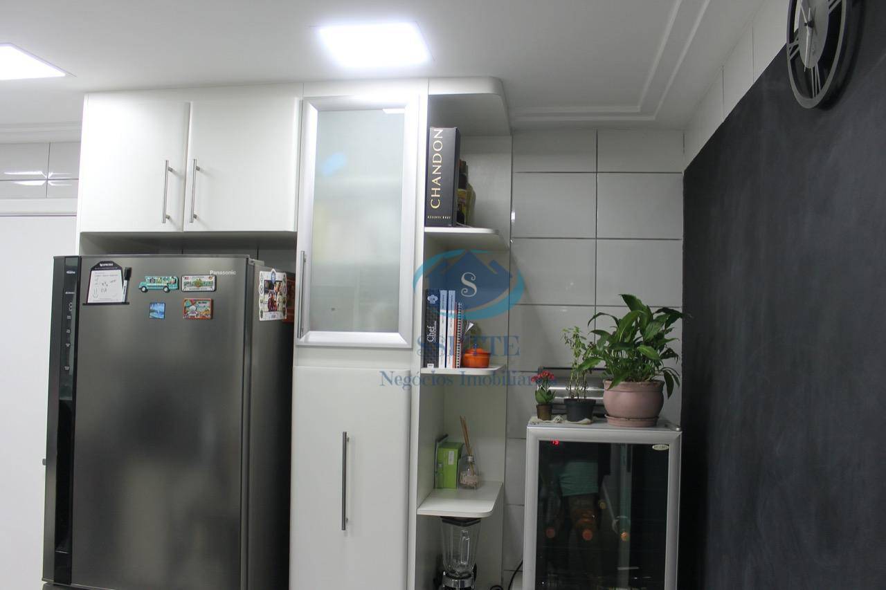 Apartamento à venda com 3 quartos, 125m² - Foto 20