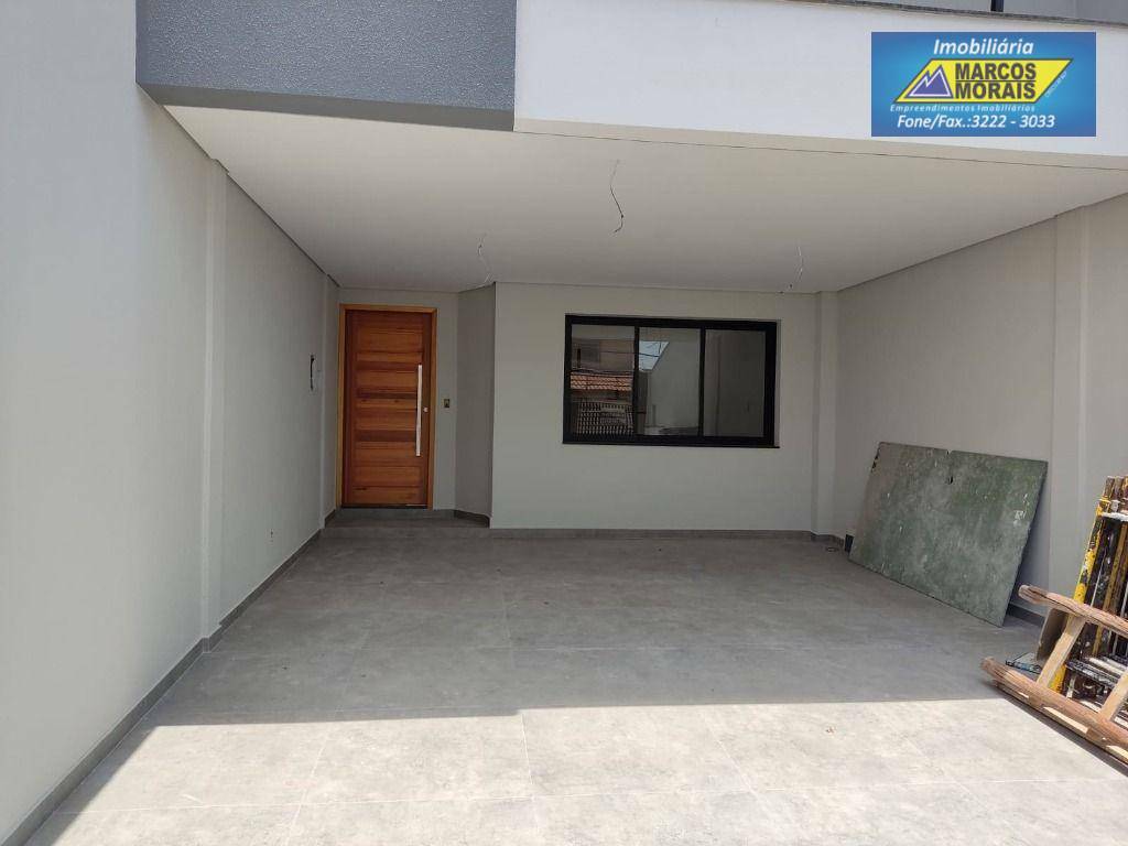 Casa à venda com 3 quartos, 187m² - Foto 1