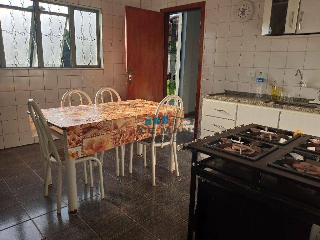 Casa à venda com 3 quartos, 258m² - Foto 14