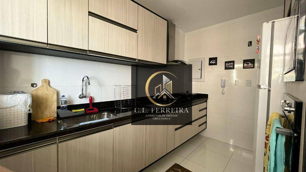 Apartamento à venda com 2 quartos, 80m² - Foto 11