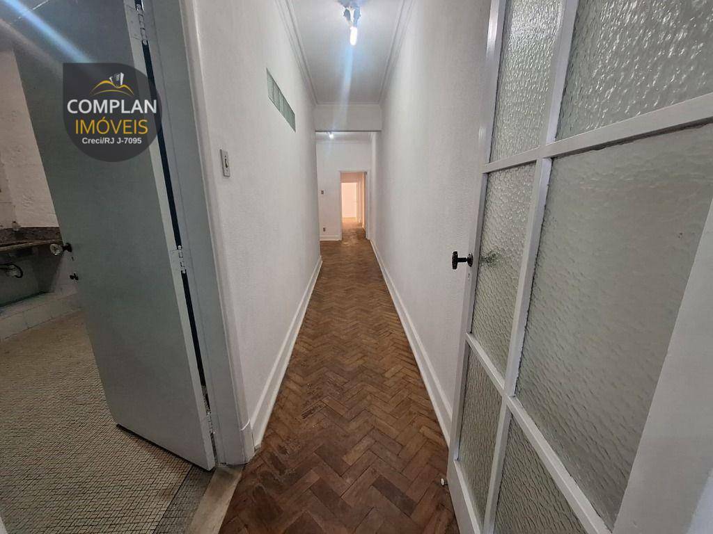 Apartamento à venda com 3 quartos, 188m² - Foto 18