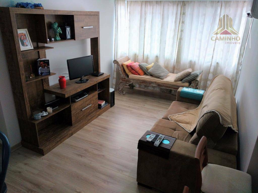 Apartamento à venda com 2 quartos, 72m² - Foto 1