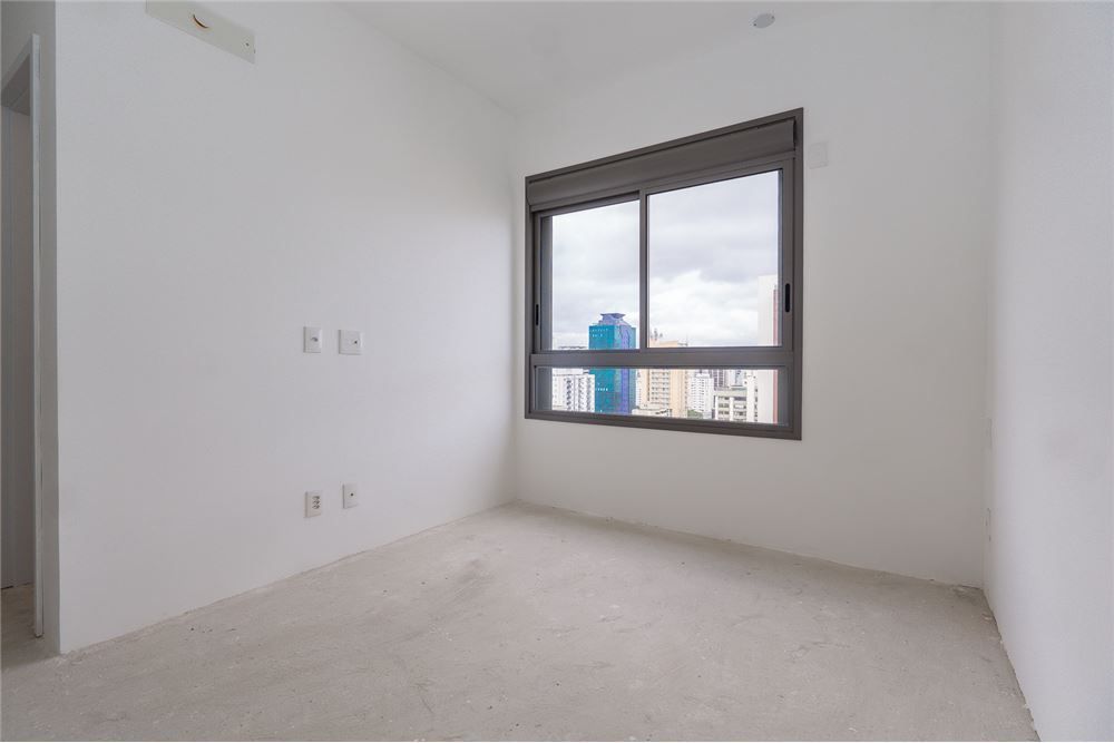 Apartamento à venda com 3 quartos, 158m² - Foto 12