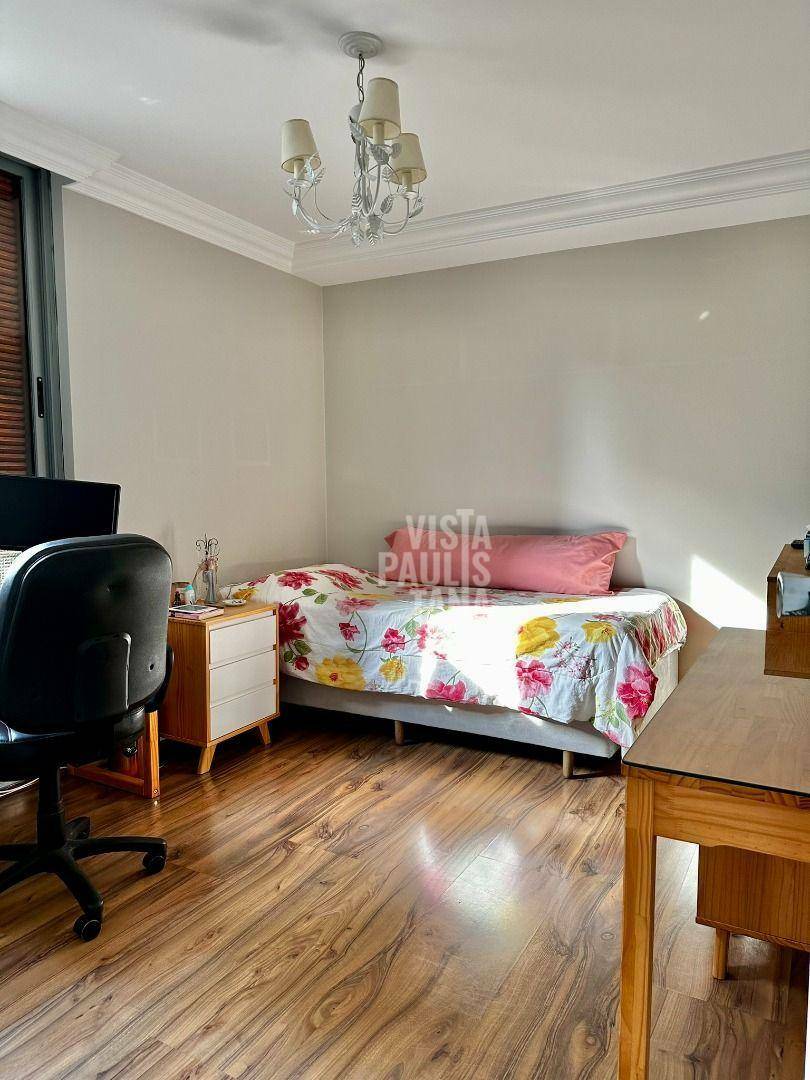 Apartamento à venda com 4 quartos, 202m² - Foto 9