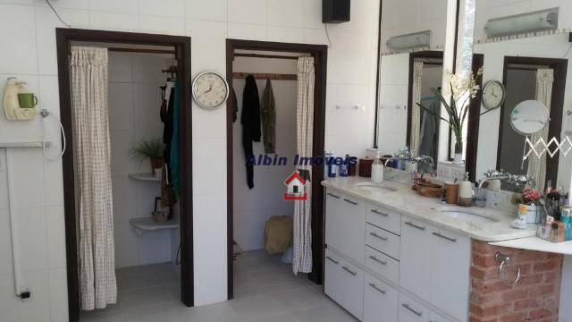 Casa à venda com 3 quartos, 285m² - Foto 29