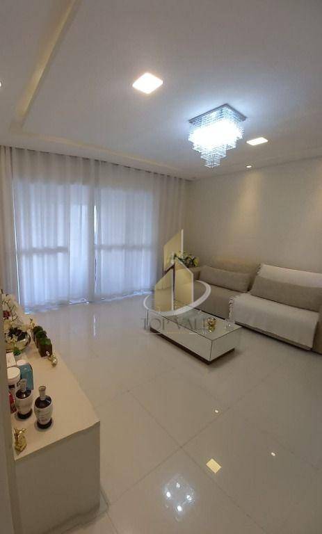 Apartamento para alugar com 2 quartos, 75m² - Foto 13