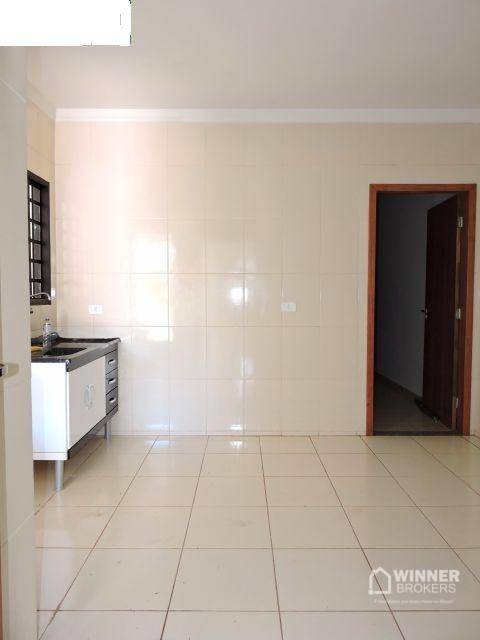 Casa à venda com 2 quartos, 80m² - Foto 13