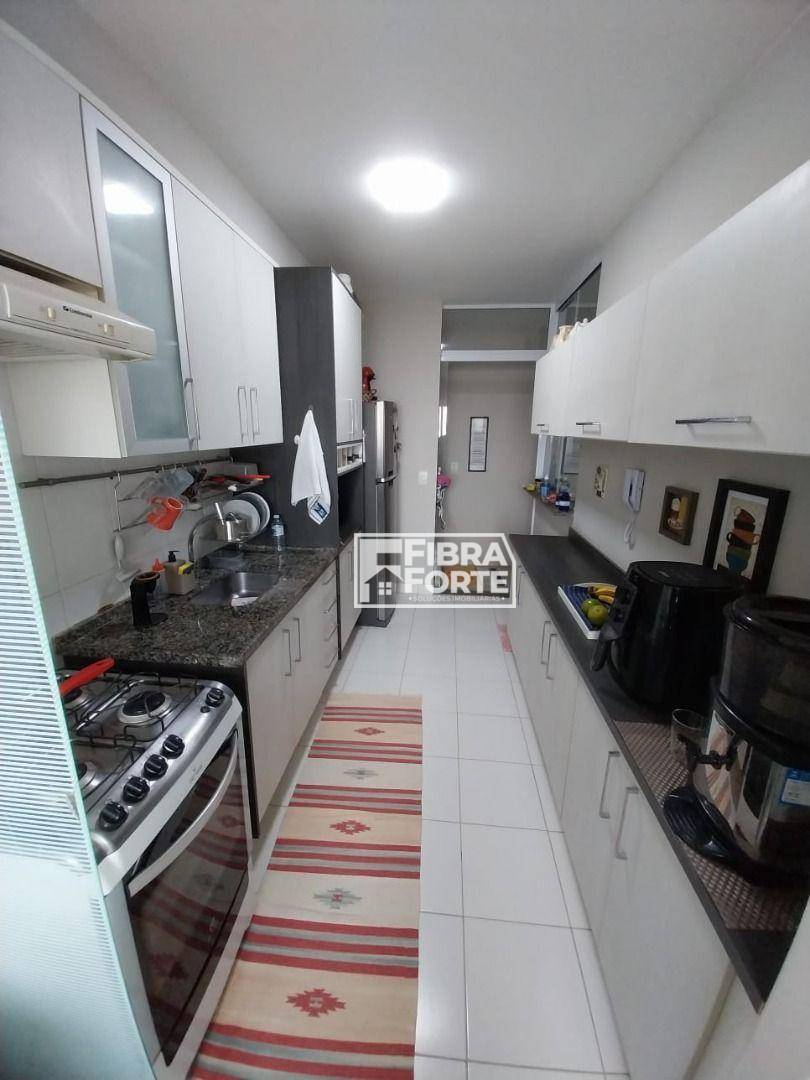 Apartamento à venda com 3 quartos, 77m² - Foto 5