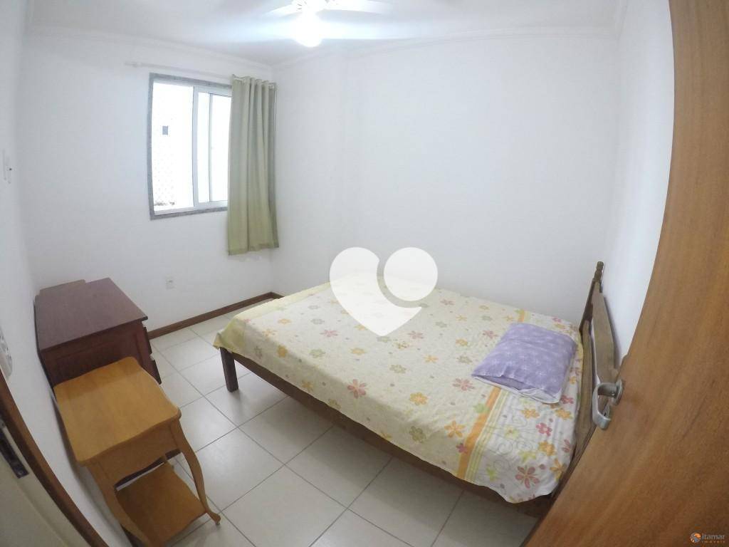 Apartamento à venda com 3 quartos, 96m² - Foto 8