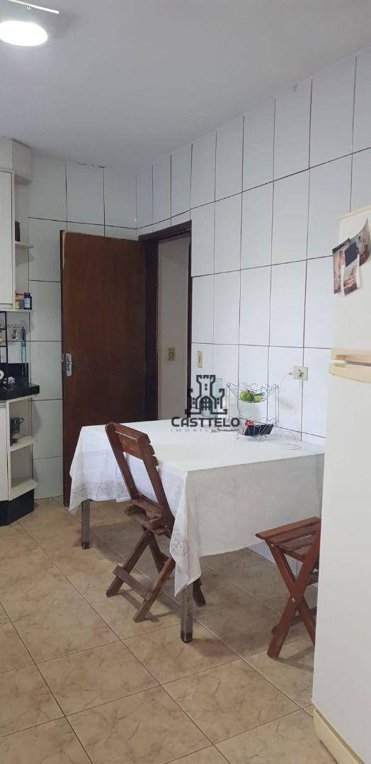 Casa à venda com 3 quartos, 120m² - Foto 14