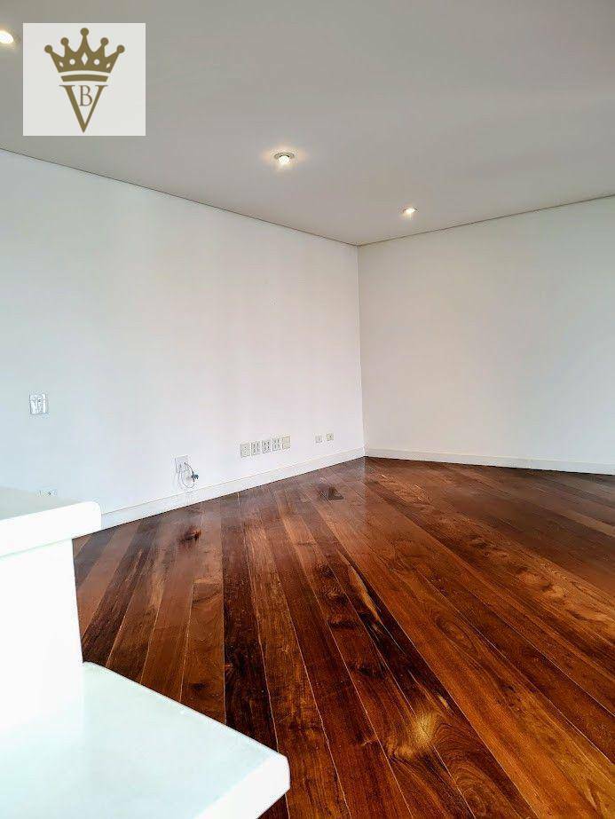 Apartamento para alugar com 3 quartos, 140m² - Foto 14