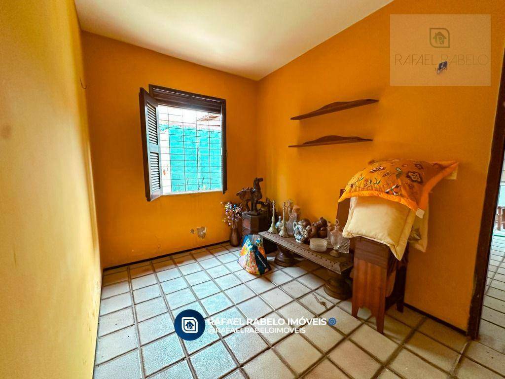 Casa à venda com 4 quartos, 230m² - Foto 12