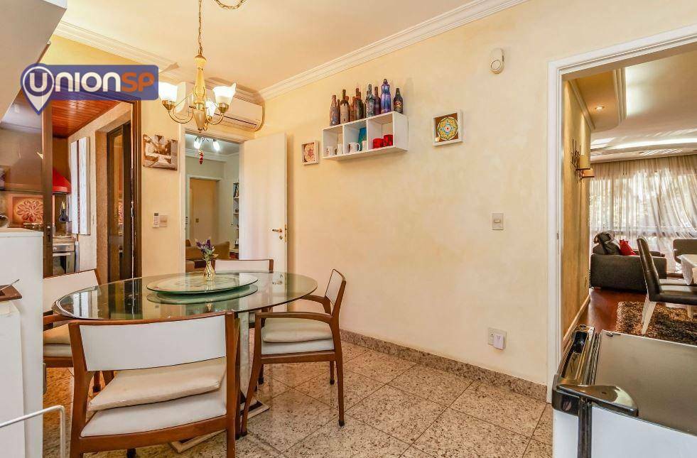 Apartamento à venda com 4 quartos, 205m² - Foto 29