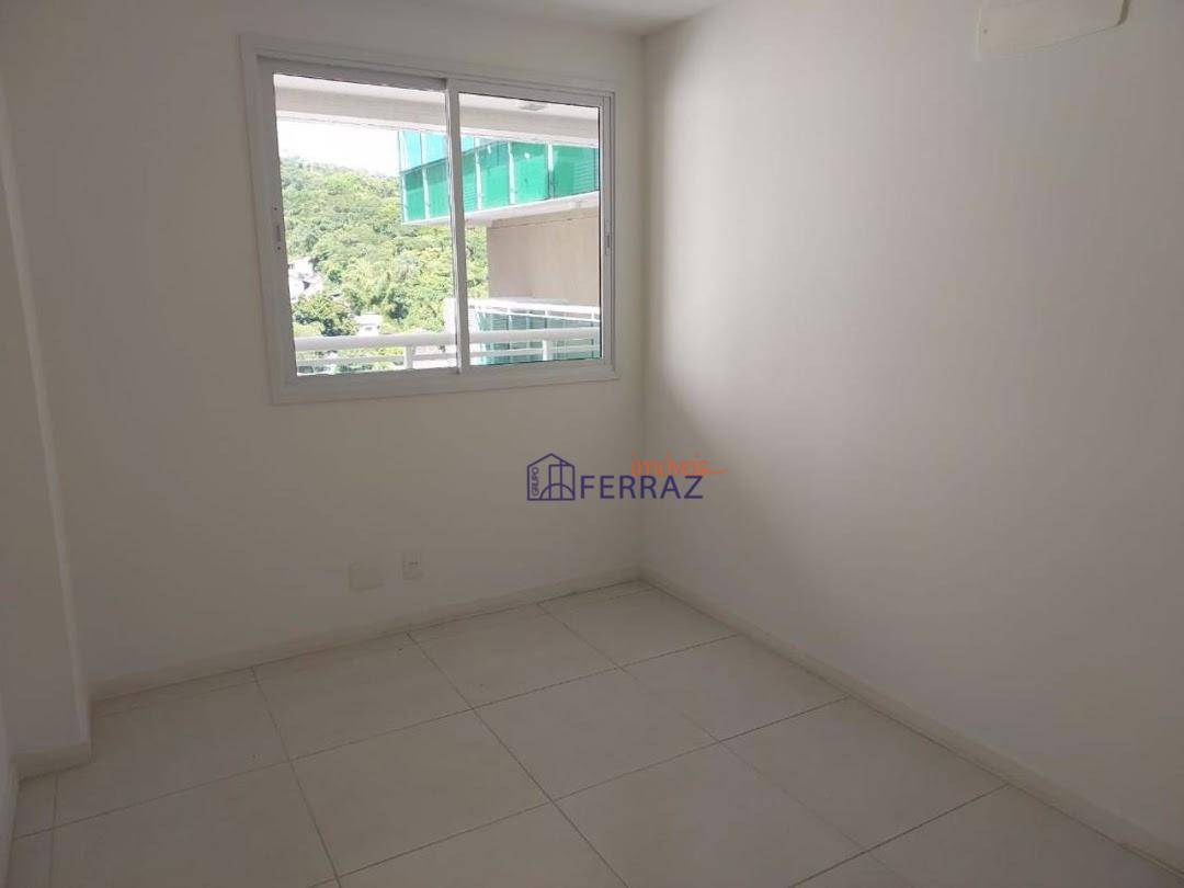 Apartamento à venda com 2 quartos, 72m² - Foto 14