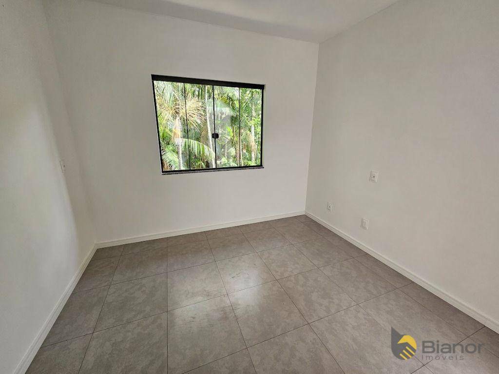 Casa à venda com 2 quartos, 83m² - Foto 15