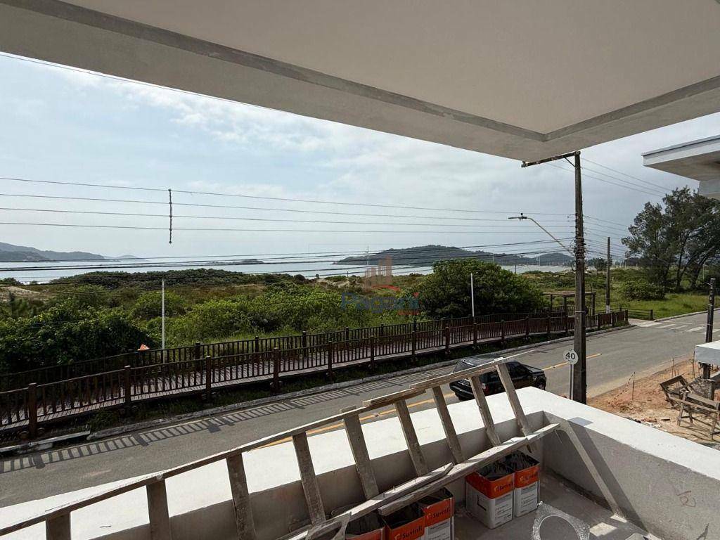 Apartamento à venda com 3 quartos, 104m² - Foto 2