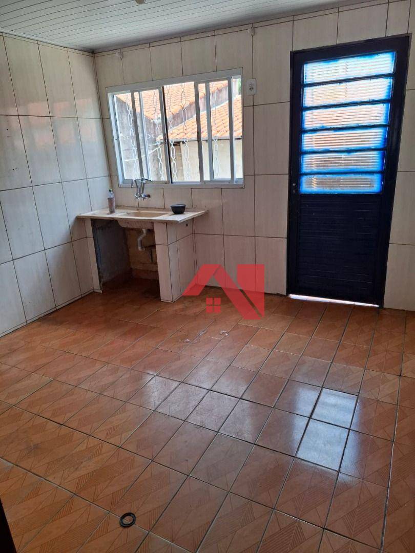 Casa à venda com 2 quartos, 80m² - Foto 15