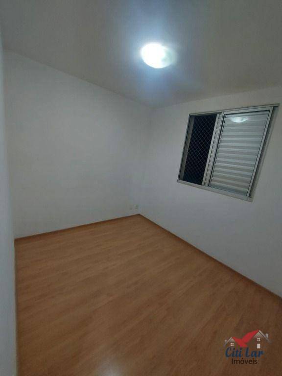 Apartamento para alugar com 2 quartos, 45m² - Foto 9